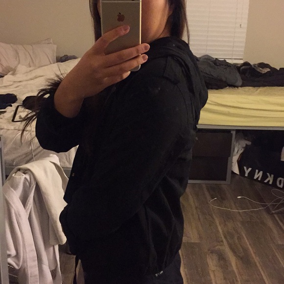 Brandy Melville Rain Jacket - Picture 2 of 6